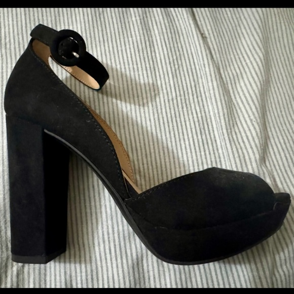 Sun & Stone Platform Pumps - Picture 2 of 3